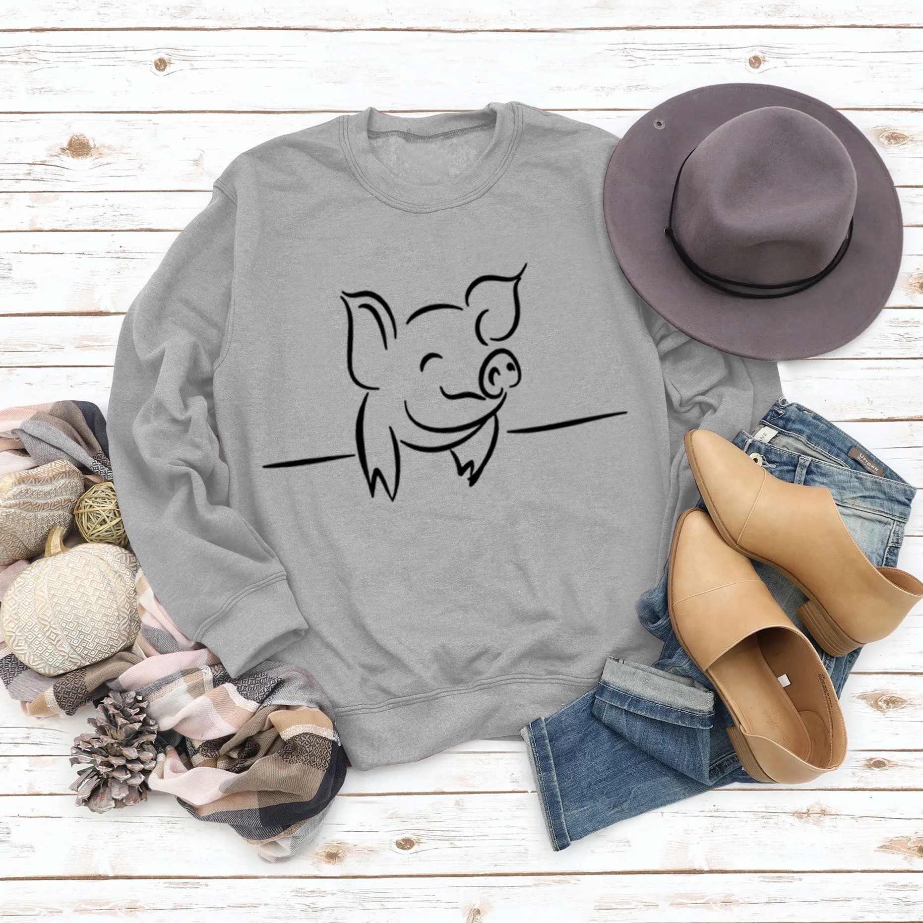 Autumn and Winter Womens Tops Cute Pig Print Casual Round Neck Sweater