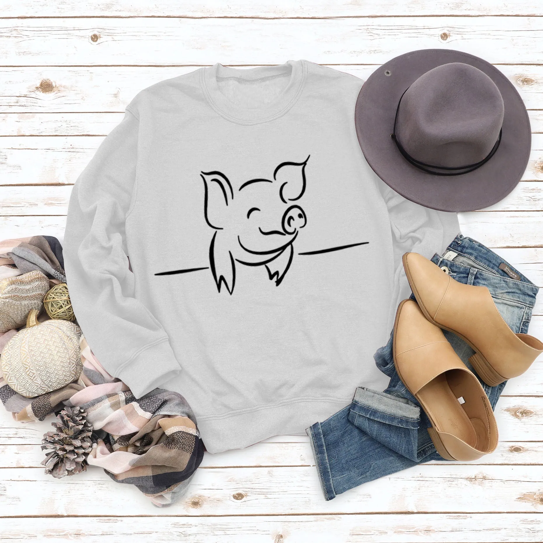 Autumn and Winter Womens Tops Cute Pig Print Casual Round Neck Sweater