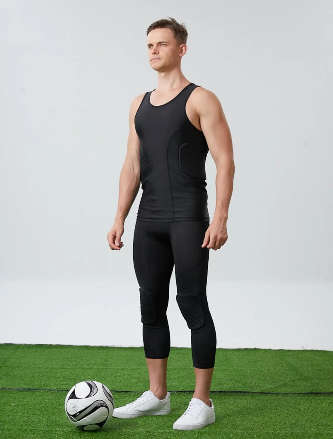 Basketball Pants with Knee Pads 3/4 Compression Leggings Capri Tights