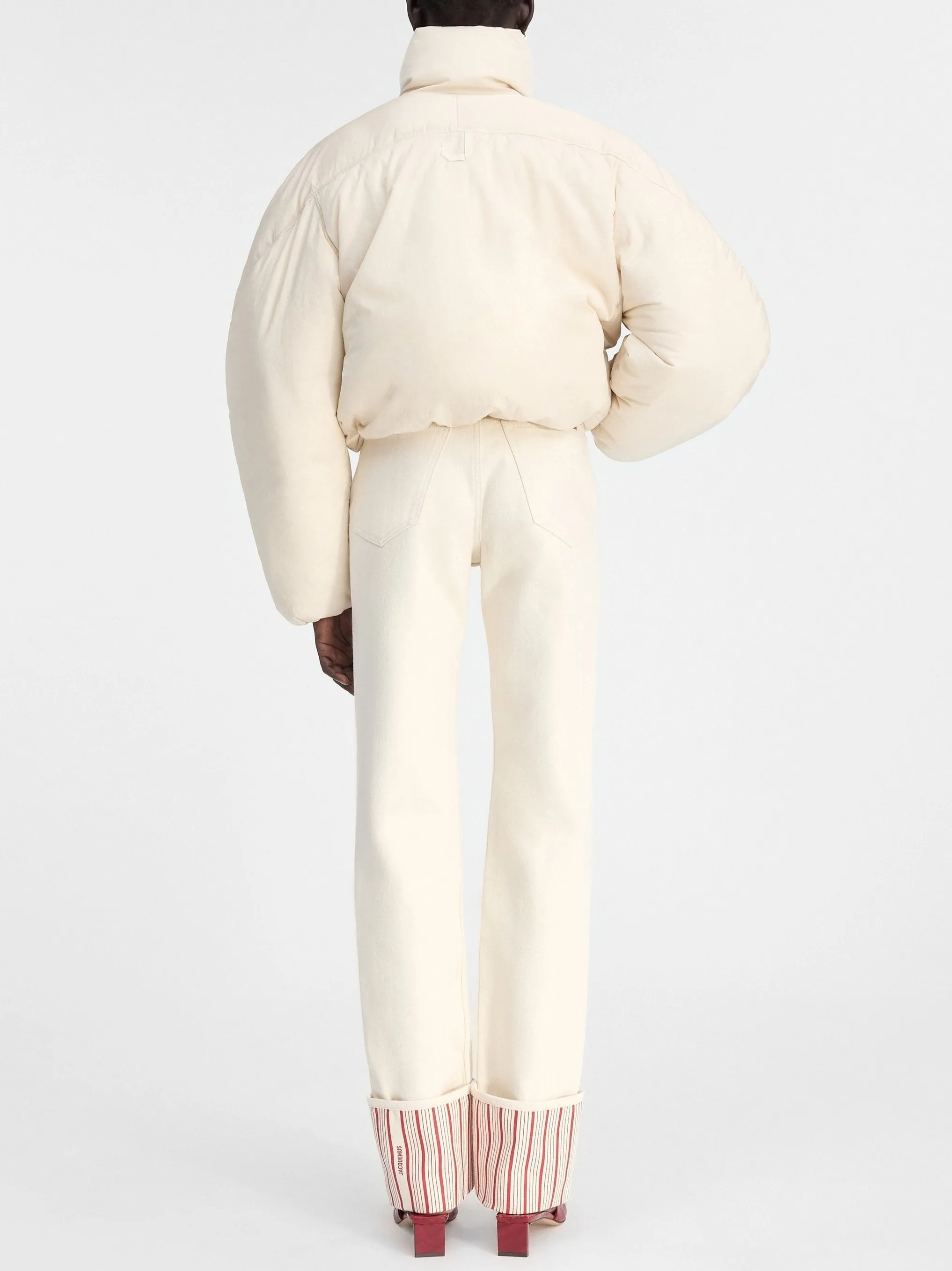 Jacquemus La Doudoune Courte Caraco in Off-White