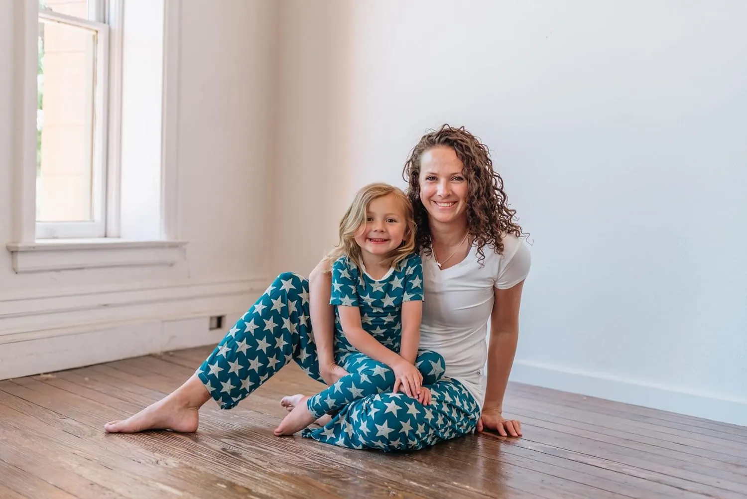 KicKee - Celebrate The 4th - Ultra Soft, Short Sleeve Top & Long Pants Pajama Set  Stars or Stripes Sleepwear for Kids