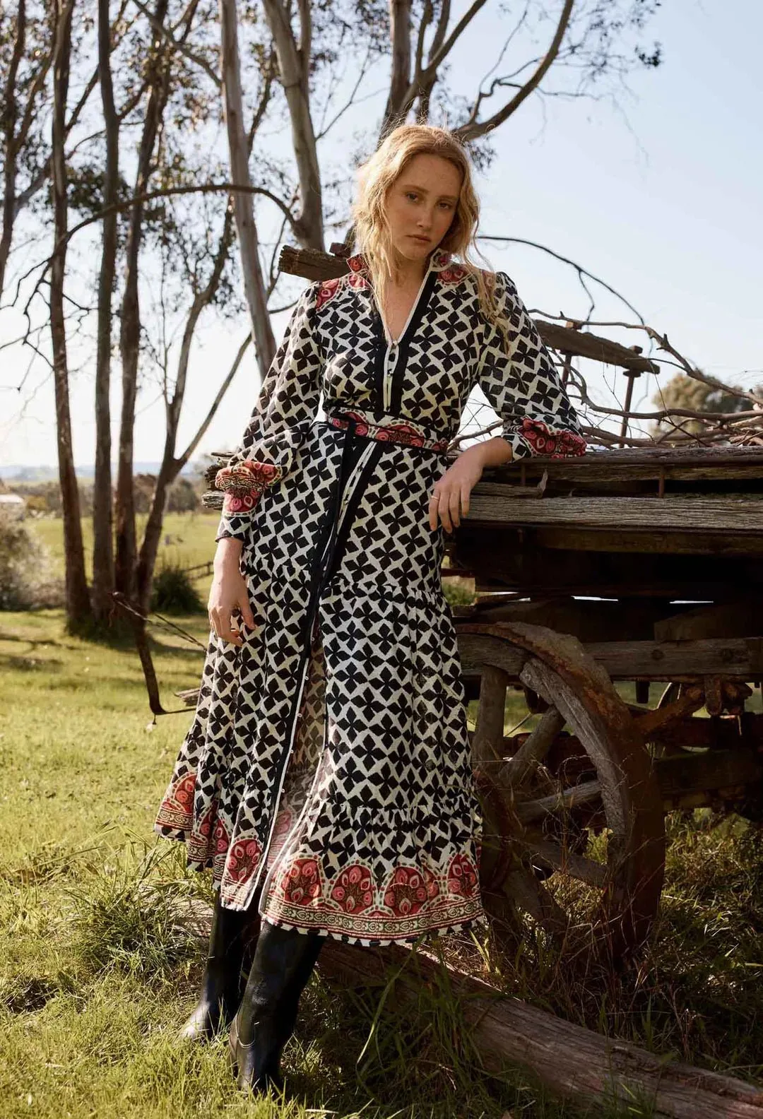 Marielle Linen Viscose Dress in Country Tapestry