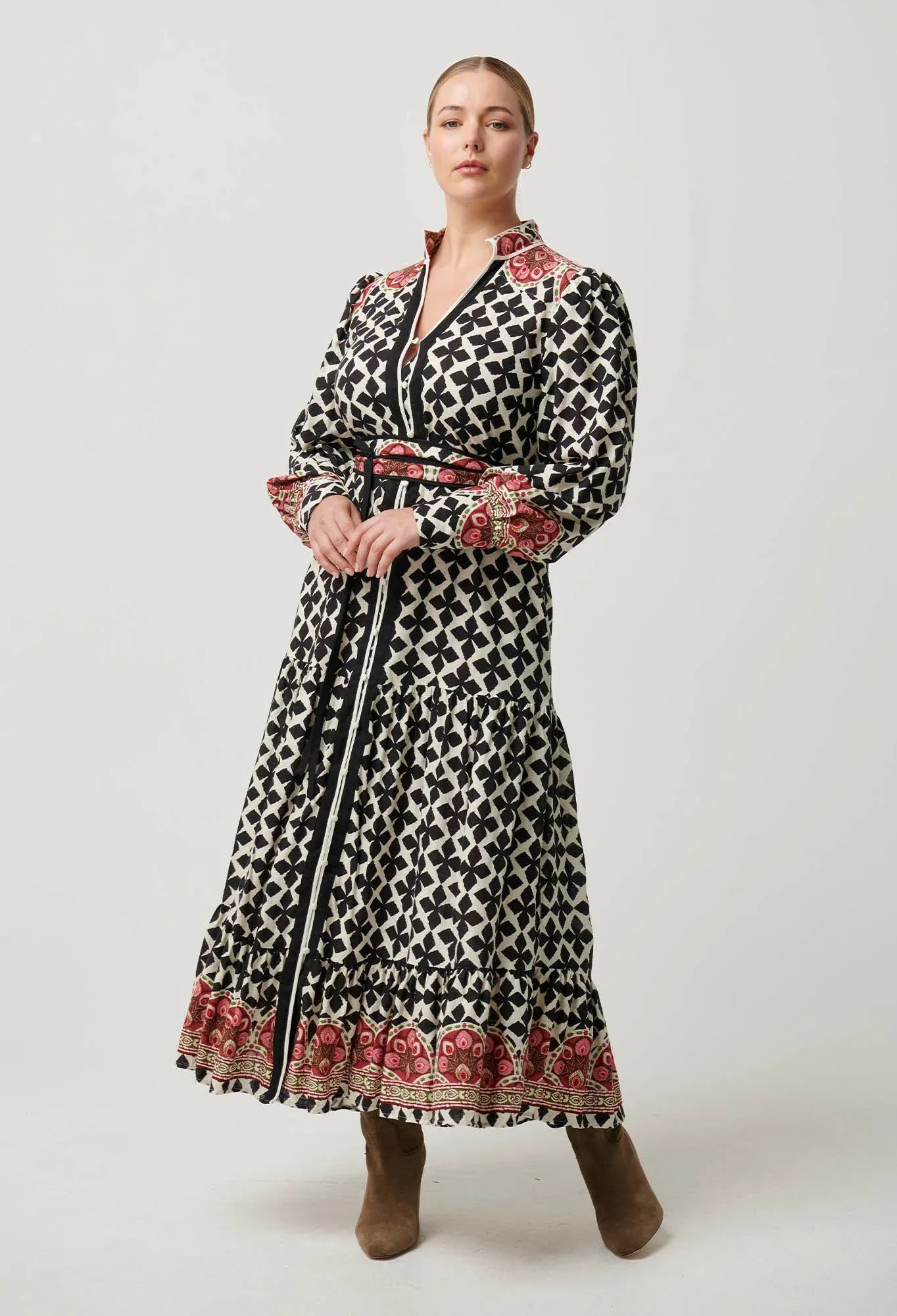 Marielle Linen Viscose Dress in Country Tapestry