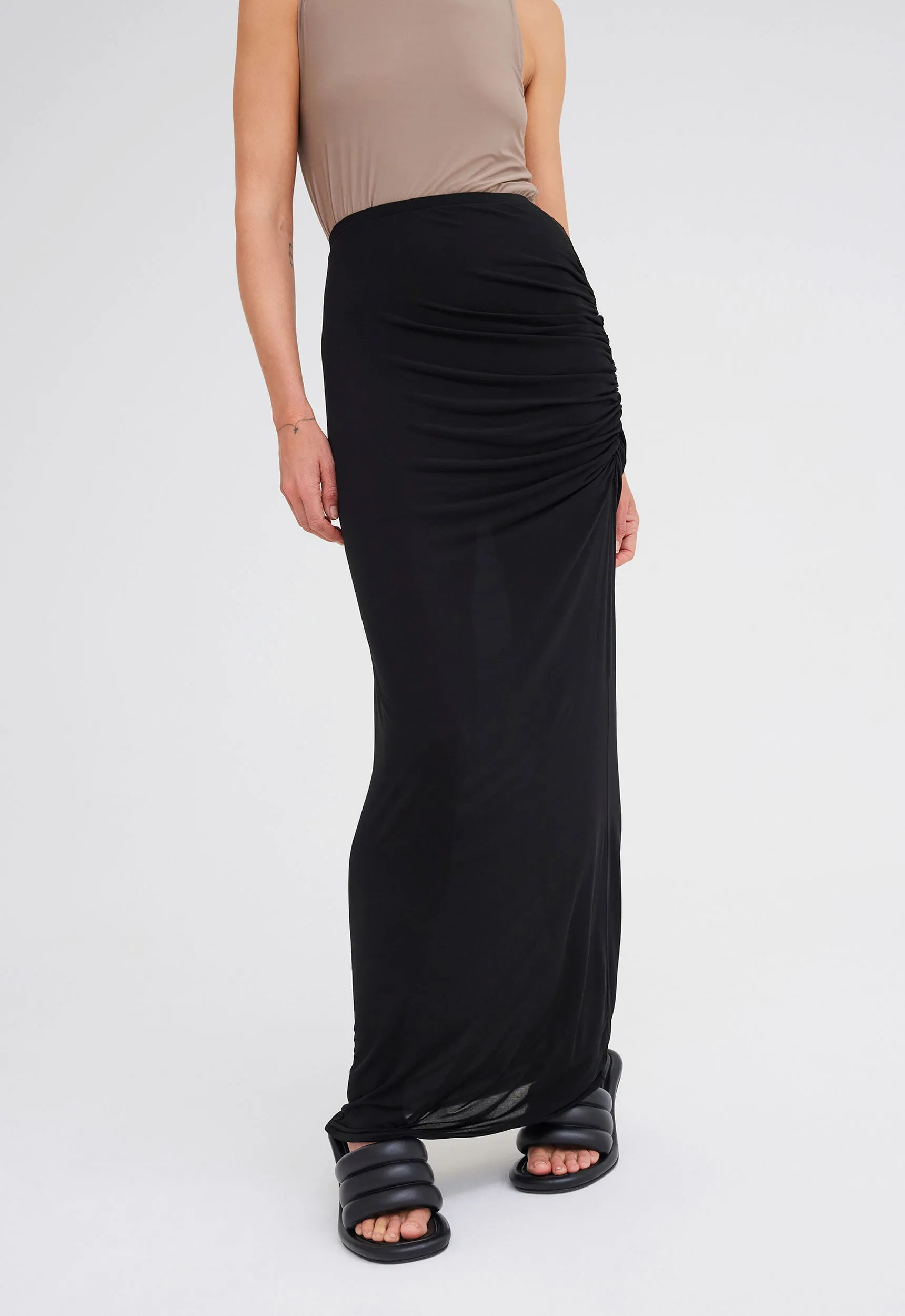 Slink Italian Jersey Skirt - Black