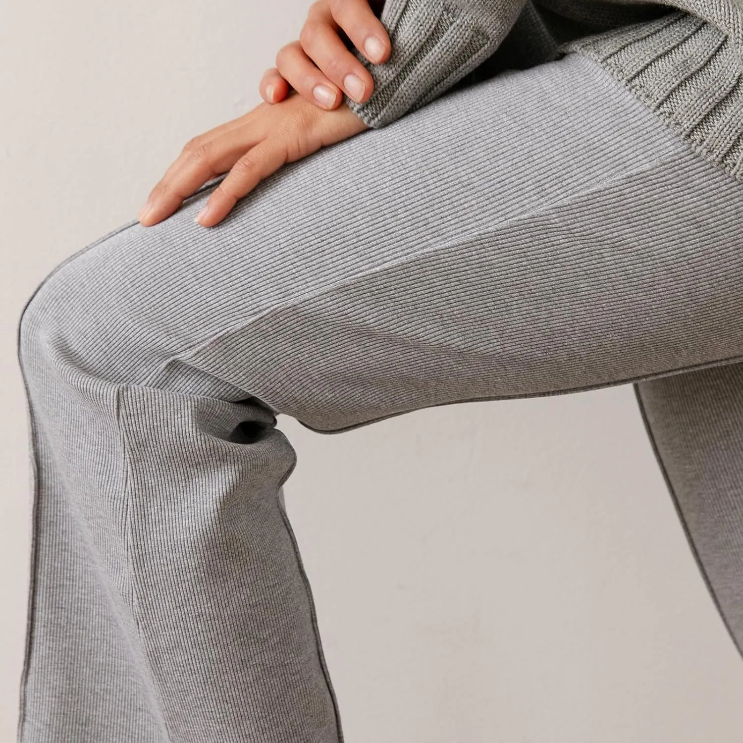 Women's Rib Flare Pants Elastic High Waist Seamed Creases Bell Bottom Trousers Workout Sweatpants